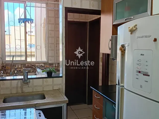 Apartamento 3 quartos e 2 banheiros, à venda, no bairro Sagrada Família em Belo Horizonte