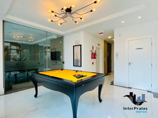 Apartamento com 276m², à venda, no bairro Meia Praia em Itapema