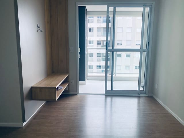 Foto do Apartamento - Ed. Vista Parque - Apartamento para locação com 3 dormitórios (1 suíte), 2 vagas de garagem - Jardim Presidente, Londrina/PR | Premier Imóveis