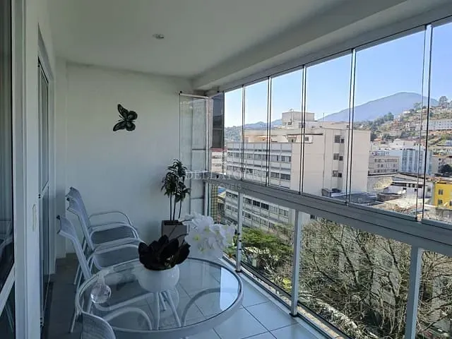 Apartamento 2 quartos e 3 banheiros, à venda, no bairro Várzea em Teresópolis