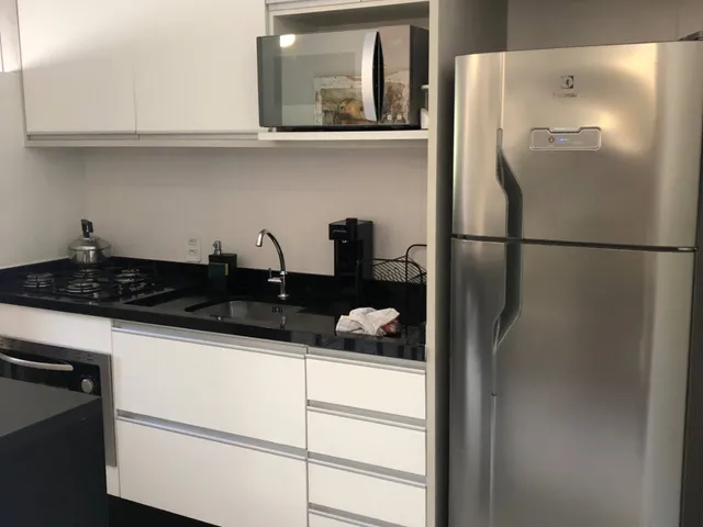 Apartamento 2 quartos e 1 banheiro, para alugar, no bairro Vargem Grande em Florianópolis