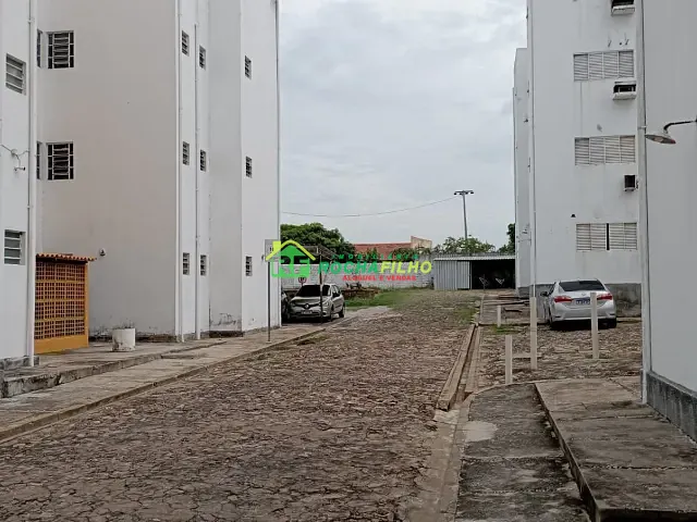 Apartamento 3 quartos e 2 banheiros, à venda ou para alugar, no bairro Cristo Rei em Teresina