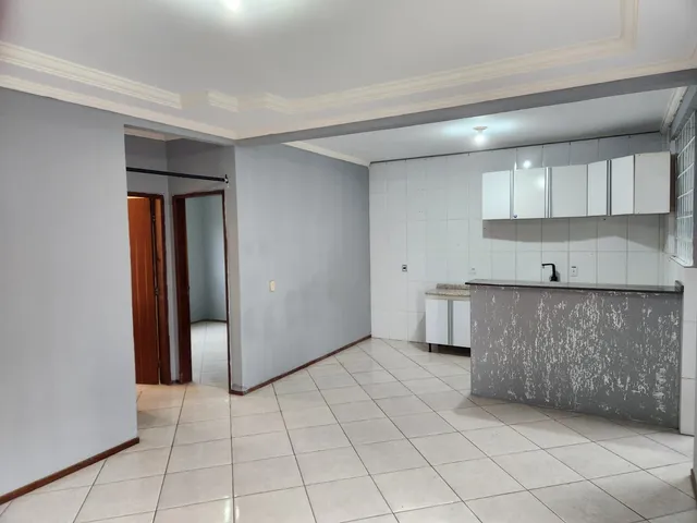 Apartamento 2 quartos e 1 banheiro, à venda, no bairro Ingleses do Rio Vermelho em Florianópolis