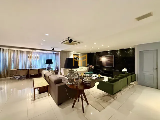 Apartamento 4 quartos e 6 banheiros, à venda, no bairro Umarizal em Belém