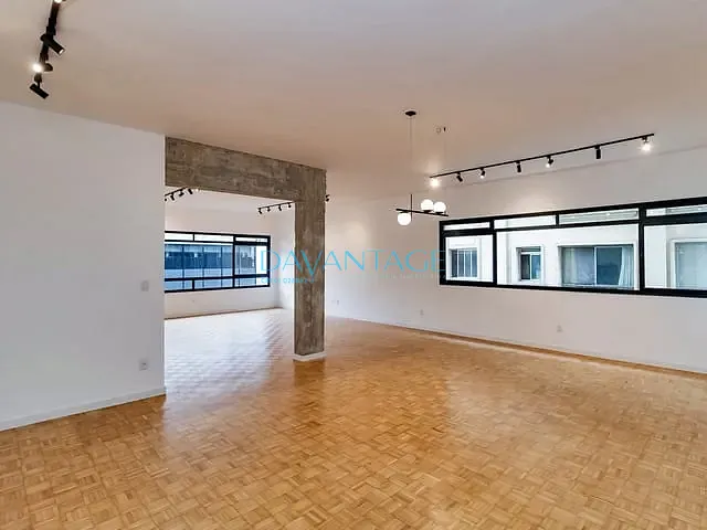 Apartamento com 221m² 3 quartos e 4 banheiros, à venda, no bairro Cerqueira César em São Paulo