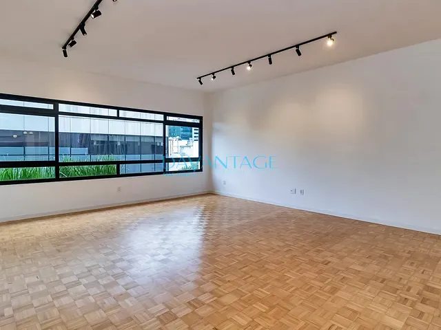 Apartamento com 221m² 3 quartos e 4 banheiros, à venda, no bairro Cerqueira César em São Paulo