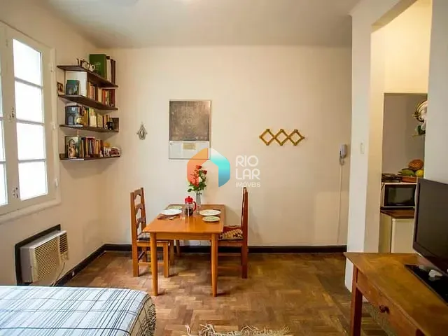 Apartamento com 24m² 1 quarto e 1 banheiro, à venda, no bairro Glória em Rio de Janeiro