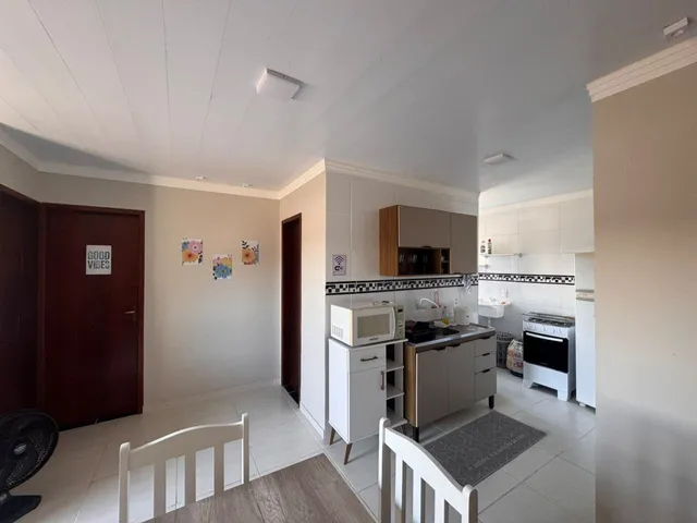 Apartamento 2 quartos e 1 banheiro, à venda, no bairro Ingleses do Rio Vermelho em Florianópolis