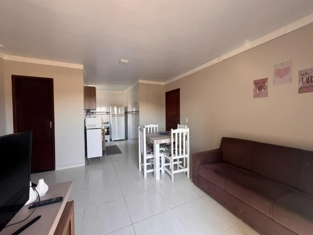 Apartamento 2 quartos e 1 banheiro, à venda, no bairro Ingleses do Rio Vermelho em Florianópolis