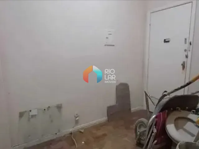 Apartamento com 30m² 1 quarto e 1 banheiro, à venda, no bairro Catete em Rio de Janeiro