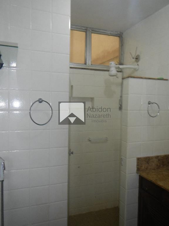 Apartamento à venda com 2 quartos, 70m² - Foto 24
