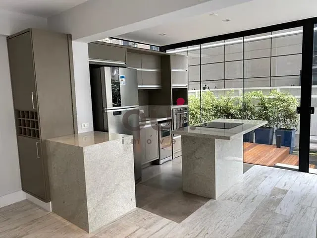 Apartamento 1 quarto e 1 banheiro, à venda, no bairro Vila Olímpia em São Paulo