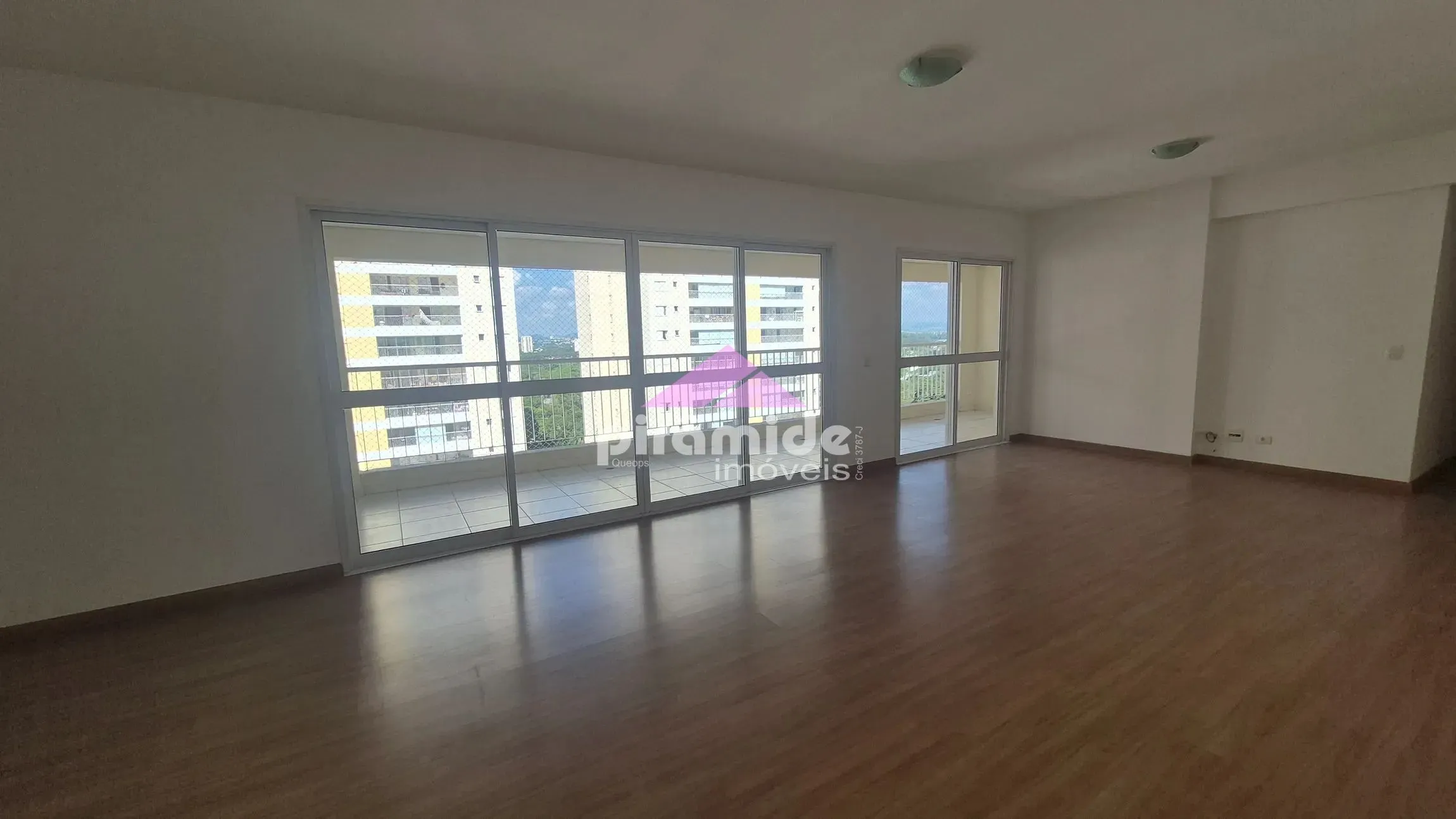 Apartamento, 3 quartos, 156 m² - Foto 4
