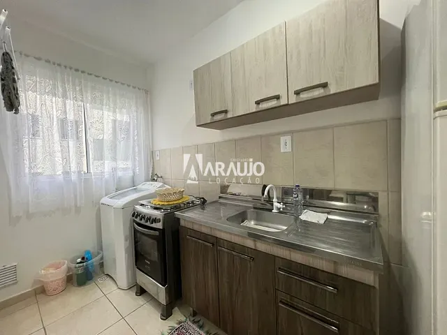 Apartamento 1 quarto e 1 banheiro, para alugar, no bairro Espinheiros em Itajaí