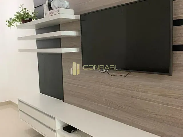 Apartamento com 160m² 3 quartos e 2 banheiros, à venda ou para alugar, no bairro Meia Praia em Itapema
