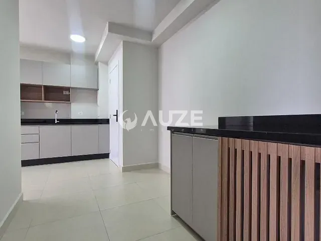 Apartamento com 48m² 2 quartos e 1 banheiro, para alugar, no bairro Portão em Curitiba