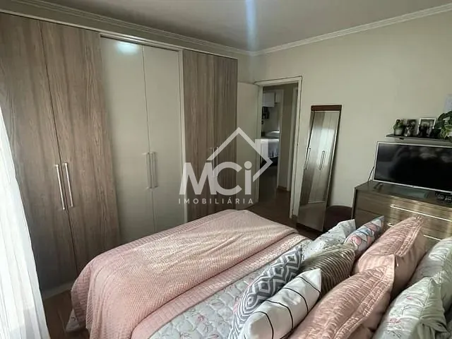 Apartamento com 122m² 3 quartos e 2 banheiros, à venda, no bairro Centro em Pelotas