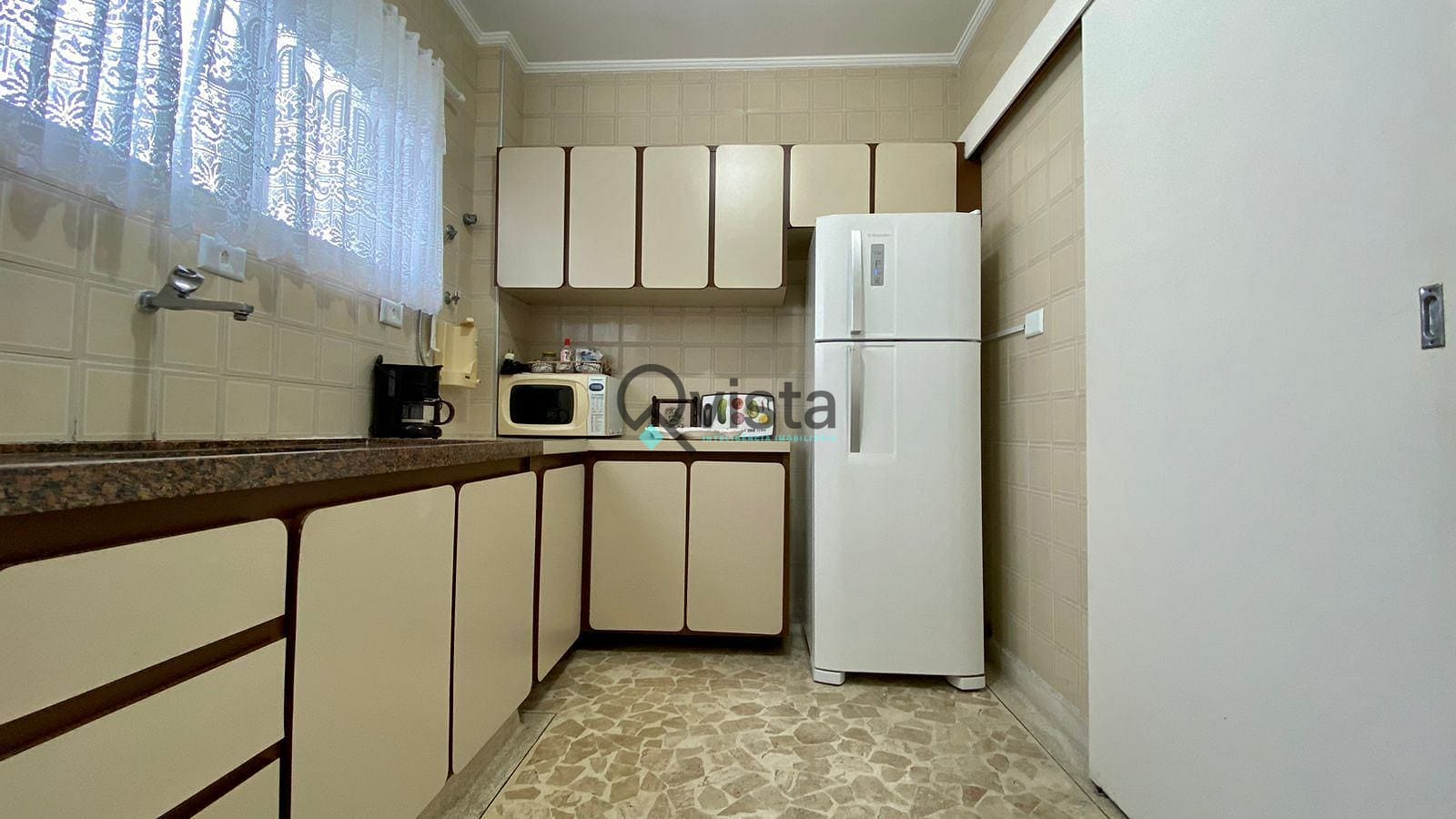 Apartamento à venda com 2 quartos, 95m² - Foto 11