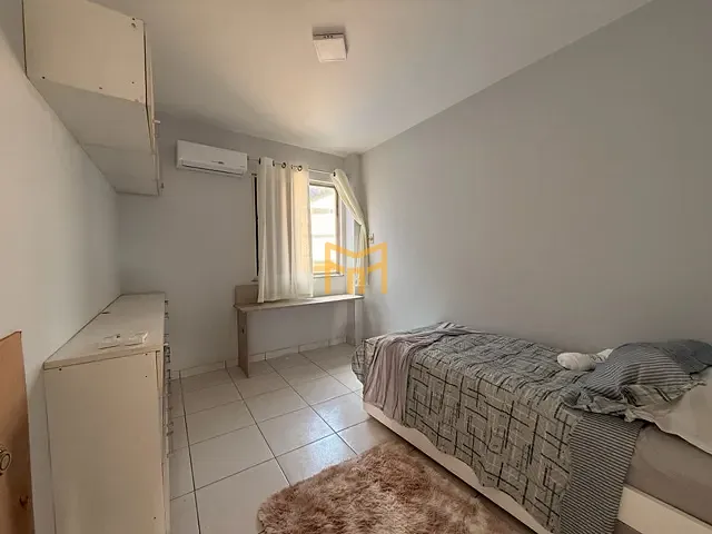Apartamento 3 quartos e 2 banheiros, para alugar, no bairro São Brás em Belém
