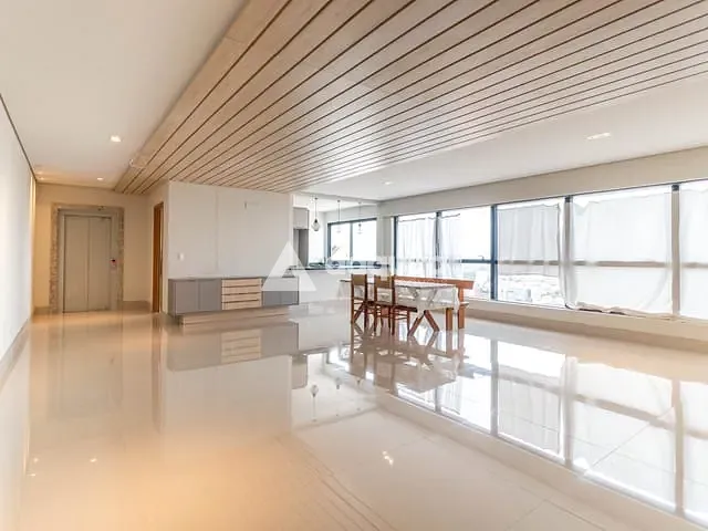 Apartamento 4 quartos e 4 banheiros, para alugar, no bairro Centro em Ponta Grossa