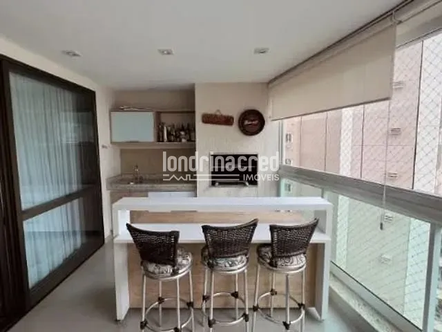 Apartamento com 254m² 3 quartos e 5 banheiros, à venda, no bairro Fazenda Gleba Palhano em Londrina