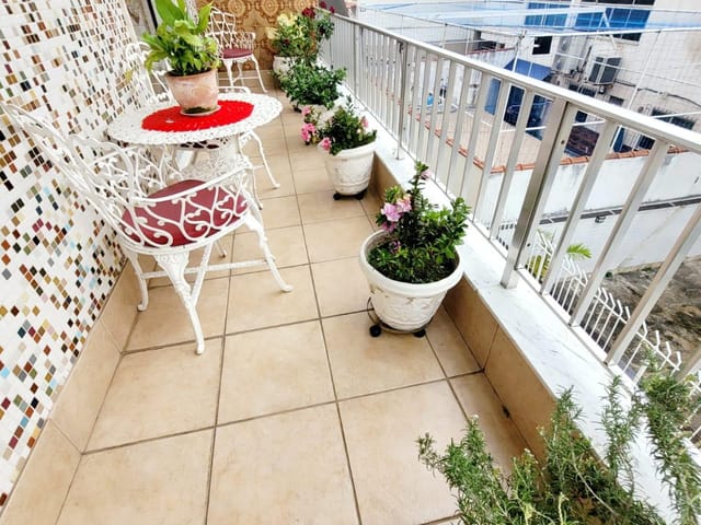 Apartamento com 92m² 2 quartos e 2 banheiros, à venda, no bairro Vila Valqueire em Rio de Janeiro