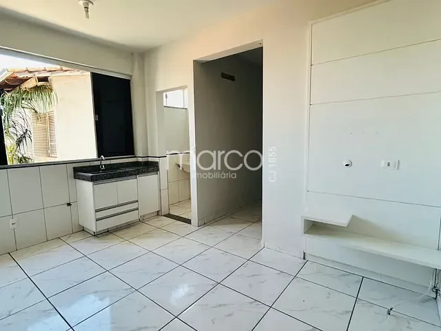 Kitnet 1 quarto e 1 banheiro, para alugar, no bairro Jardim Goiás em Goiânia