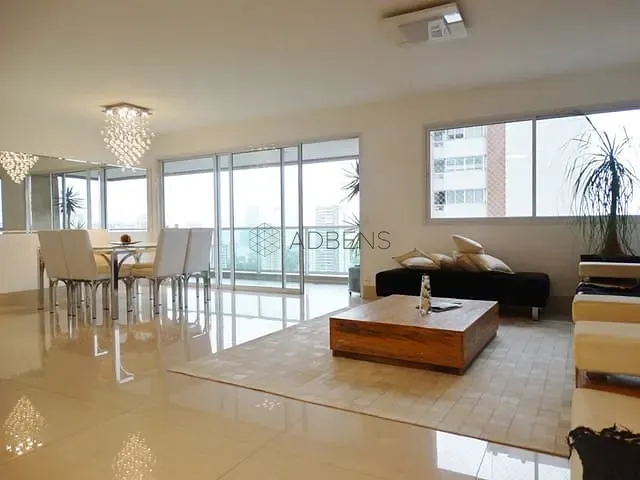 Apartamento 3 quartos e 3 banheiros, para alugar, no bairro Cidade Monções em São Paulo