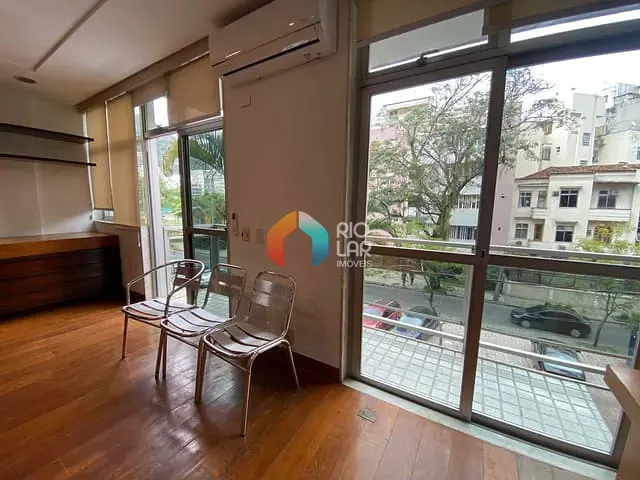 Apartamento com 97m² 2 quartos e 4 banheiros, à venda, no bairro Lagoa em Rio de Janeiro