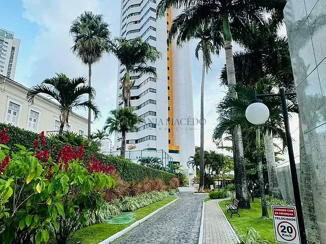 Apartamento com 216m² 5 quartos e 5 banheiros, à venda, no bairro Monteiro em Recife