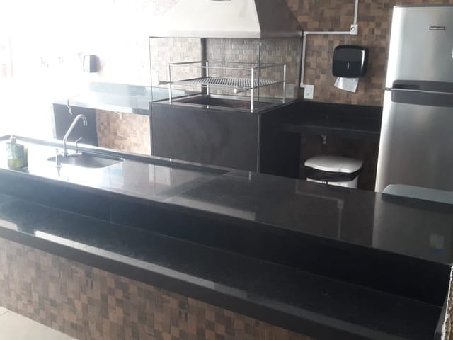 Apartamento 2 quartos e 1 banheiro, à venda, no bairro Leonor em Londrina