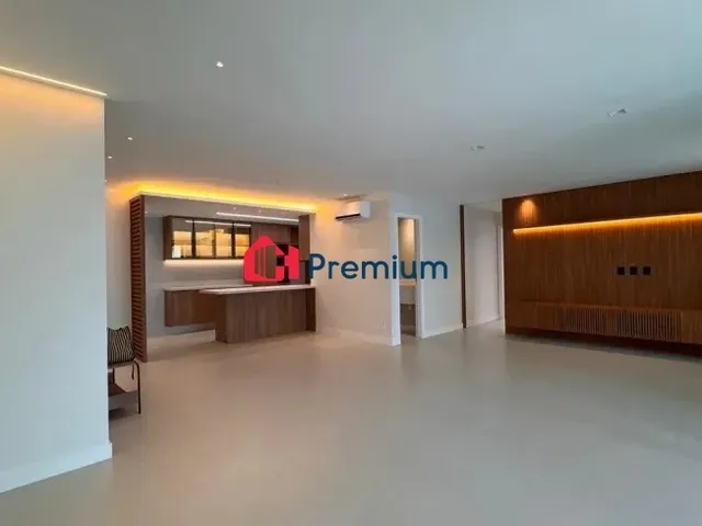 Apartamento 4 quartos e 3 banheiros, à venda, no bairro Barra da Tijuca em Rio de Janeiro