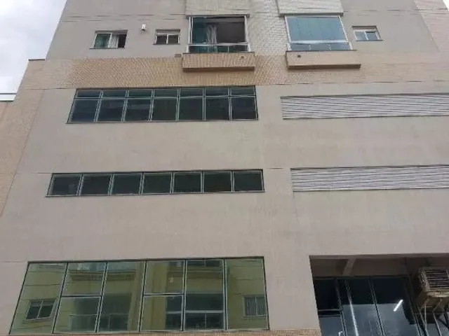 Apartamento 2 quartos e 2 banheiros, à venda, no bairro Meia Praia em Itapema