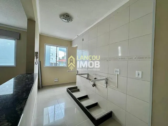 Apartamento 2 quartos e 1 banheiro, à venda, no bairro Loteamento Parque Industrial em Jundiaí