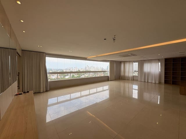 Apartamento com 218m² 3 quartos e 5 banheiros, à venda, no bairro Setor Marista em Goiânia