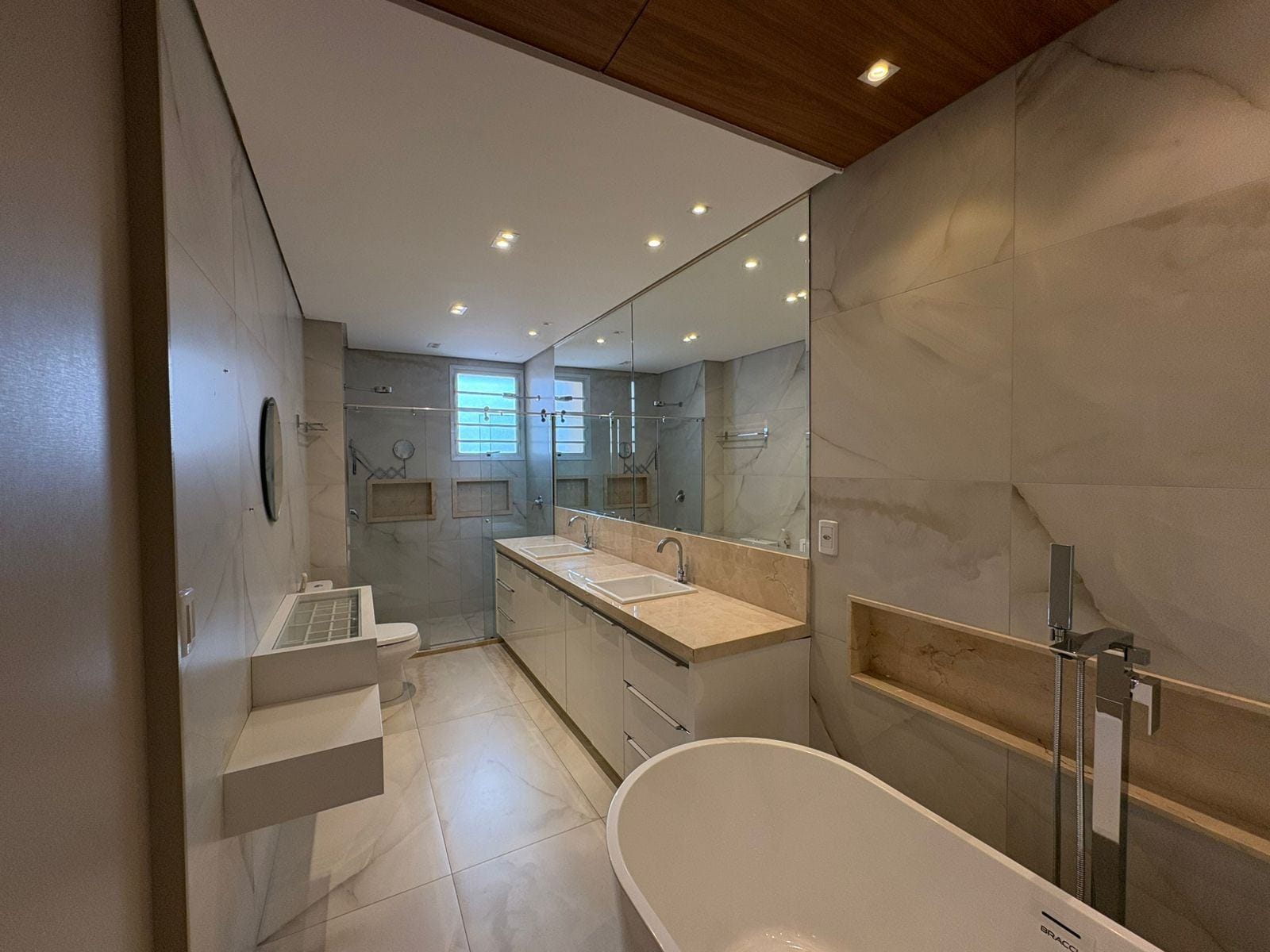 Apartamento, 3 quartos, 218 m² - Foto 38