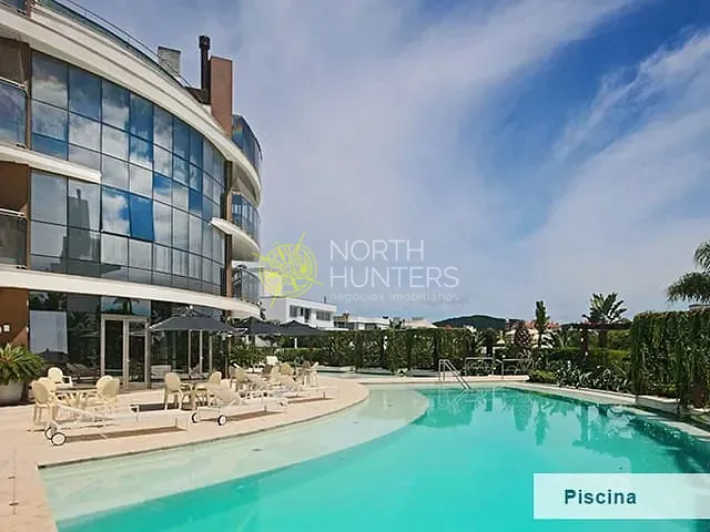 Apartamento com 123m² 1 quarto e 2 banheiros, para alugar, no bairro Jurerê Internacional em Florianópolis