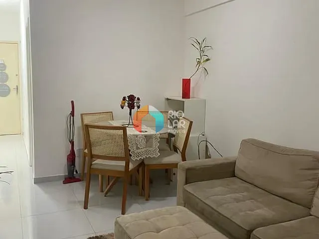 Apartamento com 42m² 1 quarto e 1 banheiro, à venda, no bairro Copacabana em Rio de Janeiro