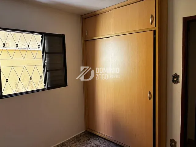 Apartamento com 63m² 3 quartos e 1 banheiro, à venda, no bairro São Benedito em Uberaba