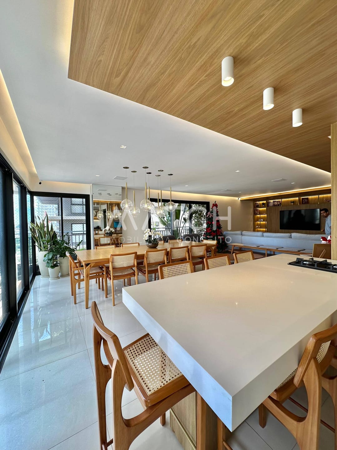 Lumina Marista no Setor Marista, 4 suítes mobiliado com 221 m2, Goiania/GO