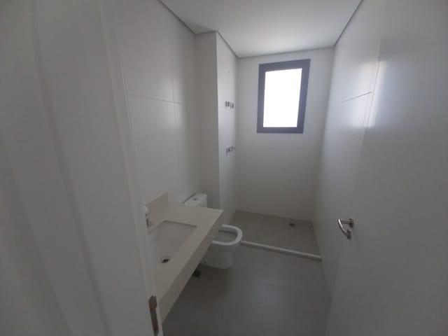 Apartamento com 285m² 4 quartos e 6 banheiros, à venda, no bairro Green Valley Alphaville em Barueri