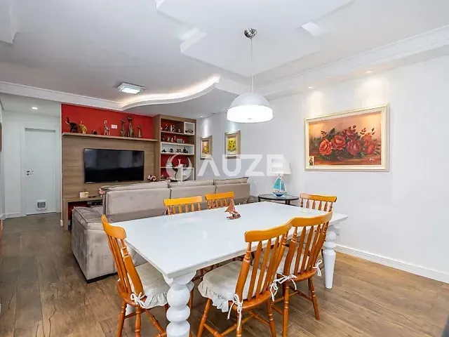 Apartamento com 94m² 2 quartos e 2 banheiros, à venda, no bairro Água Verde em Curitiba