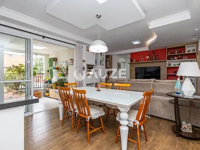 Apartamento com 94m² 2 quartos e 2 banheiros, à venda, no bairro Água Verde em Curitiba