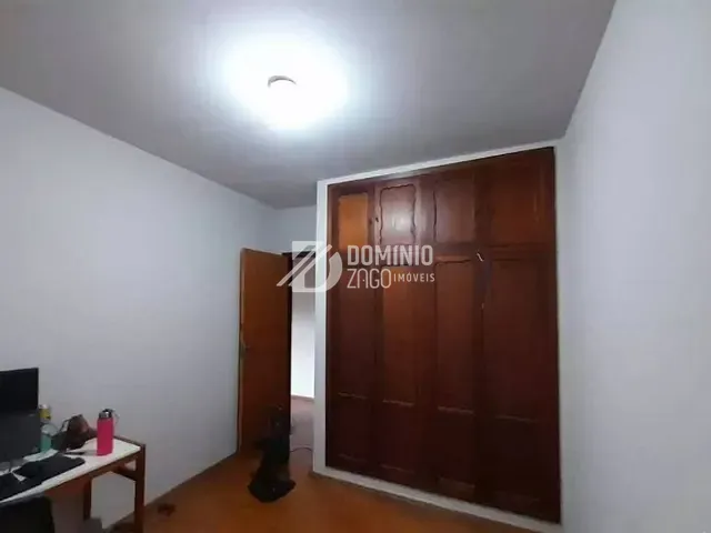 Apartamento com 160m² 3 quartos e 2 banheiros, à venda, no bairro Vila Olímpica em Uberaba