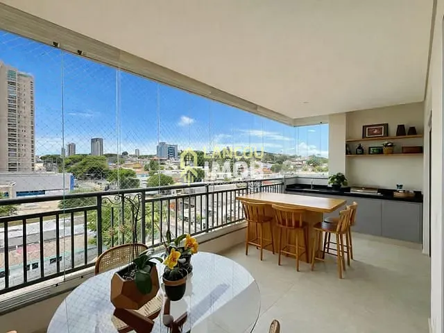 Apartamento com 164m² 3 quartos e 5 banheiros, à venda, no bairro Jardim Ana Maria em Jundiaí