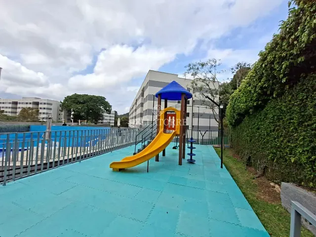 Apartamento 2 quartos e 1 banheiro, à venda, no bairro Cascata do Imbuí em Teresópolis