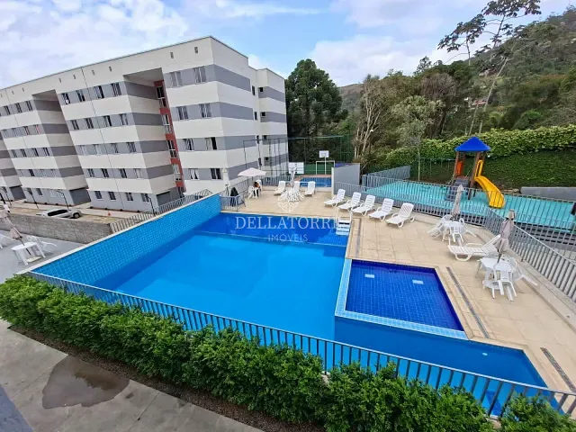 Apartamento 2 quartos e 1 banheiro, à venda, no bairro Cascata do Imbuí em Teresópolis