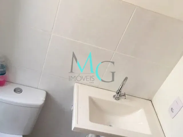 Apartamento 2 quartos e 1 banheiro, para alugar, no bairro Campo Grande em Rio de Janeiro