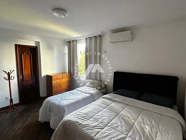 Apartamento 4 quartos e 4 banheiros, à venda, no bairro Nazaré em Belém