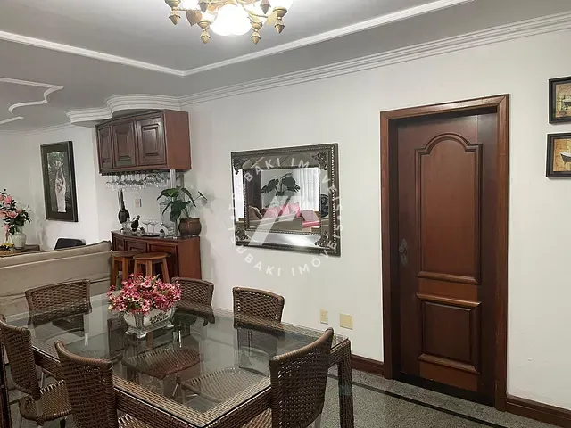 Apartamento 4 quartos e 4 banheiros, à venda, no bairro Nazaré em Belém